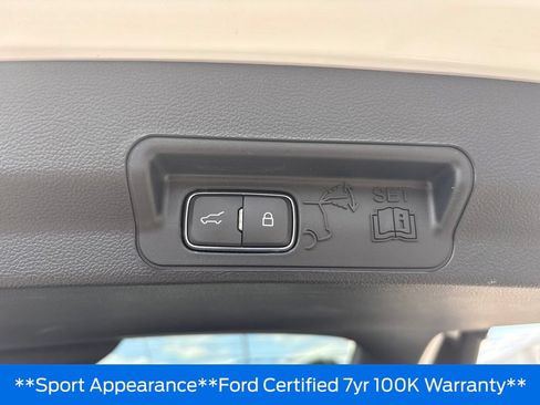 Used 2024 Ford Explorer XLT w/ Equipment Group 202A AWD/4WD image 38