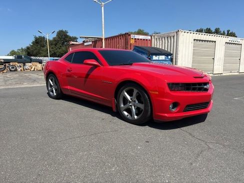 Used 2013 Chevrolet Camaro SS w/ RS Package RWD image 2