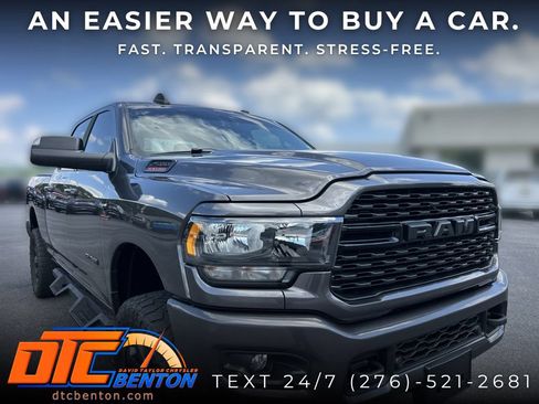 Used 2022 RAM 2500 Big Horn w/ Night Edition AWD/4WD image 9