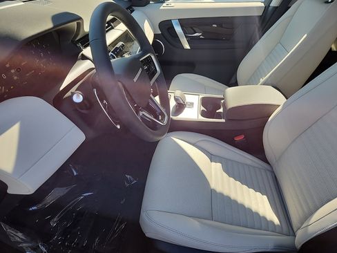 Certified 2025 Land Rover Discovery Sport S image 23