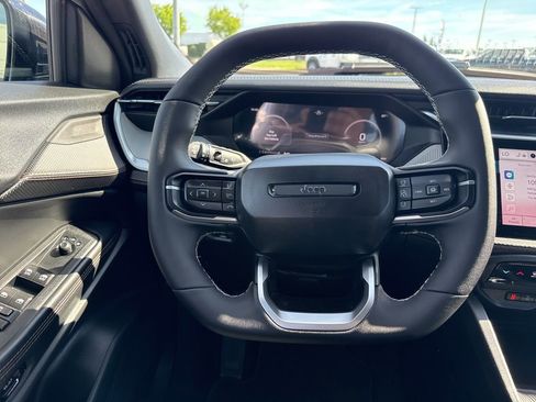 New 2026 Jeep Cherokee Limited image 22