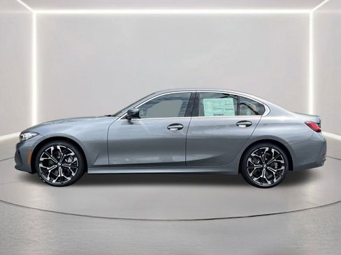 New 2025 BMW 330i Sedan w/ Premium Package image 25