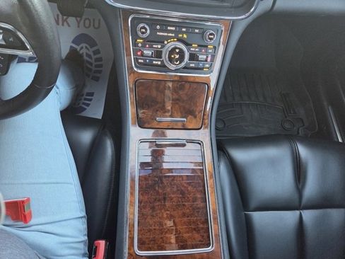 Used 2020 Lincoln Continental image 19