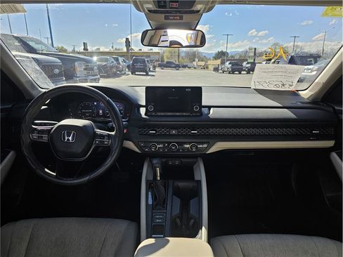 Used 2023 Honda Accord EX image 5