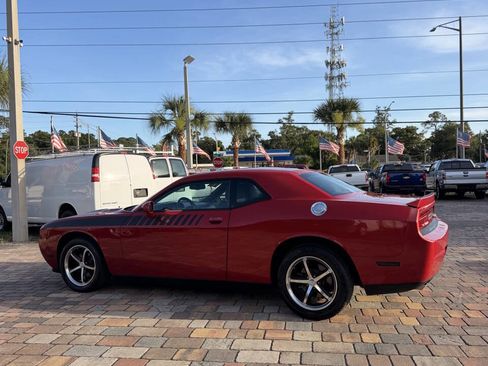 Used 2012 Dodge Challenger SXT Plus RWD image 12