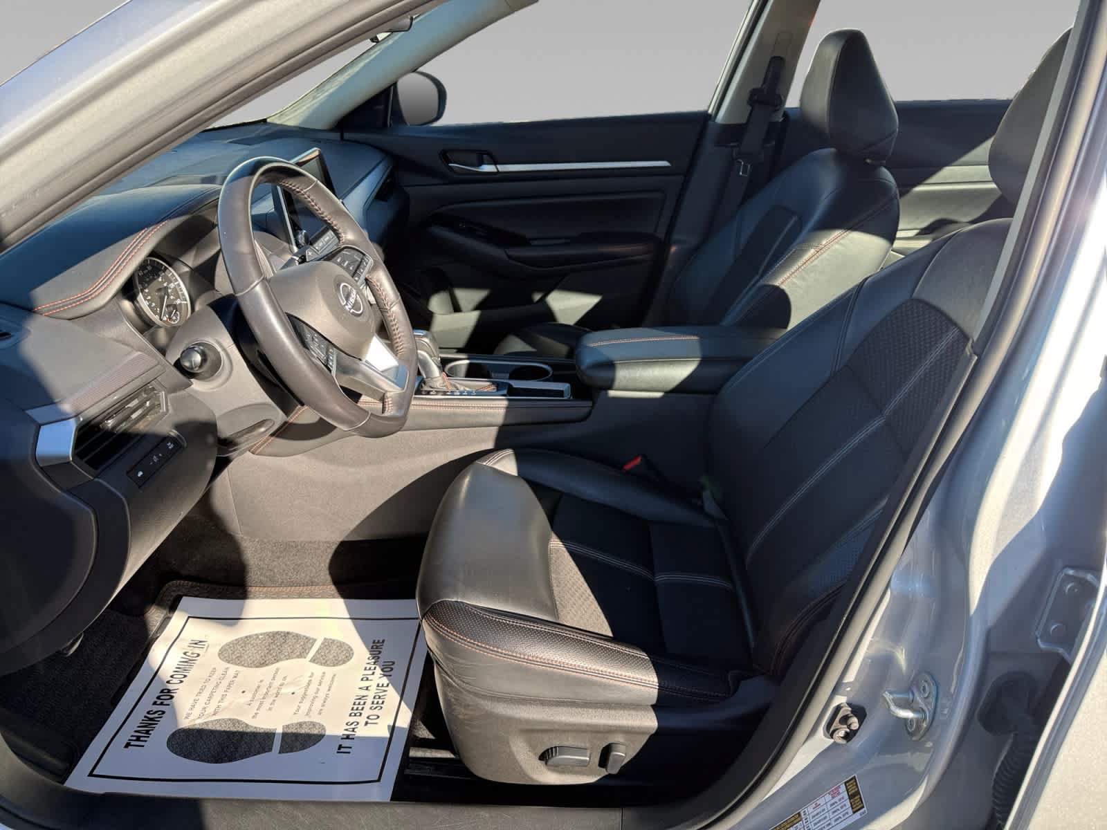 Used 2024 Nissan Altima 2.5 SR FWD image 11