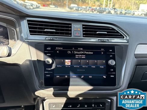 Used 2022 Volkswagen Tiguan SEL R-Line image 17