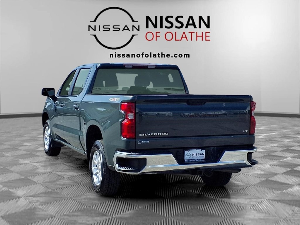 Used 2025 Chevrolet Silverado 1500 LT AWD/4WD image 5