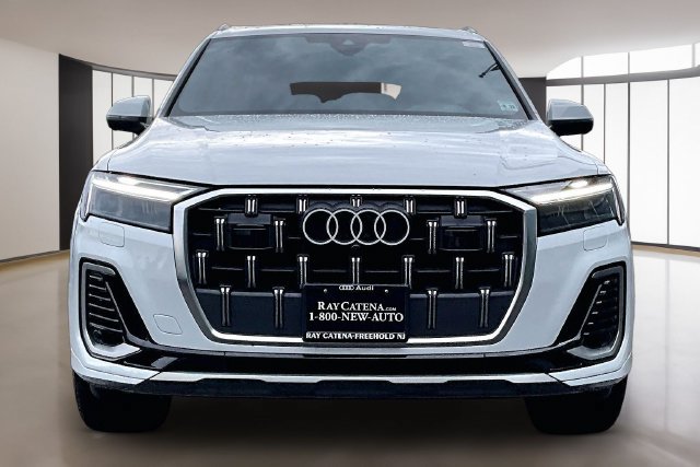 Used 2026 Audi Q7 3.0T Premium Plus AWD/4WD image 2