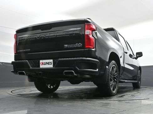 Used 2021 Chevrolet Silverado 1500 High Country image 43