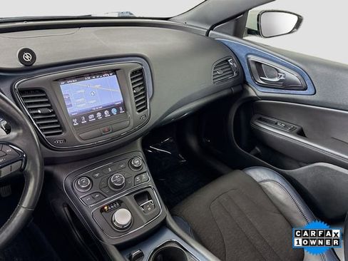 Used 2015 Chrysler 200 S w/ Navigation & Sound Group I image 24