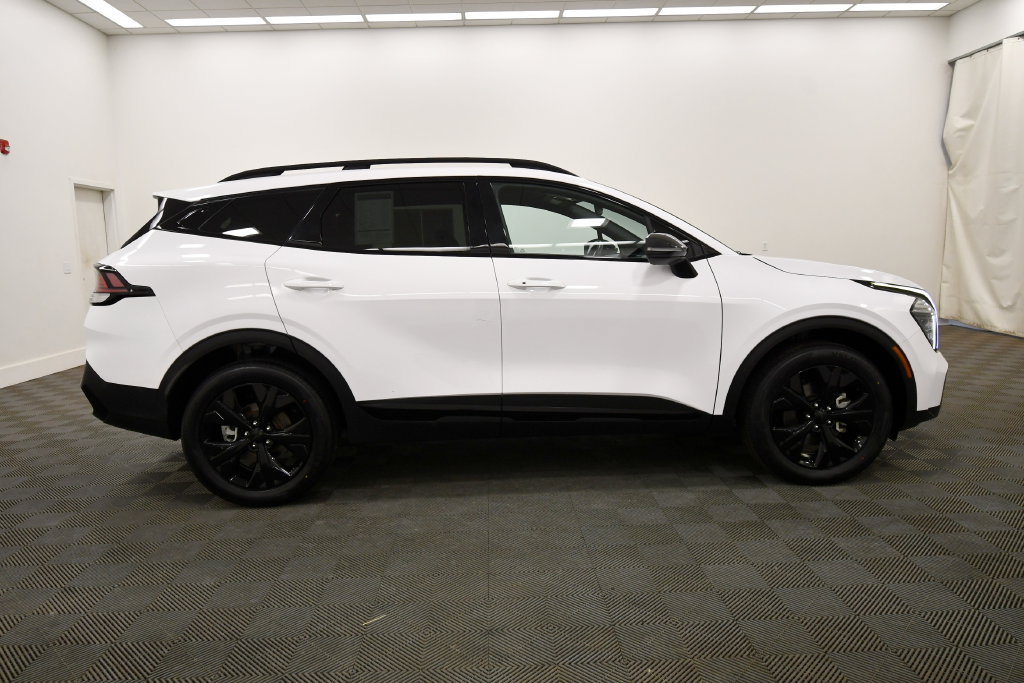 Certified 2025 Kia Sportage X-Line AWD/4WD image 9