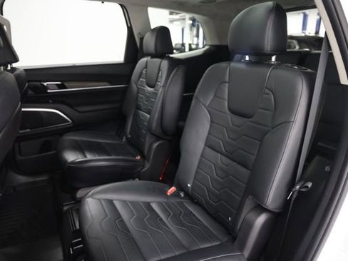 Used 2022 Kia Telluride SX w/ SX Prestige Package AWD/4WD image 33