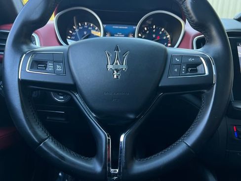 Used 2019 Maserati Ghibli image 21