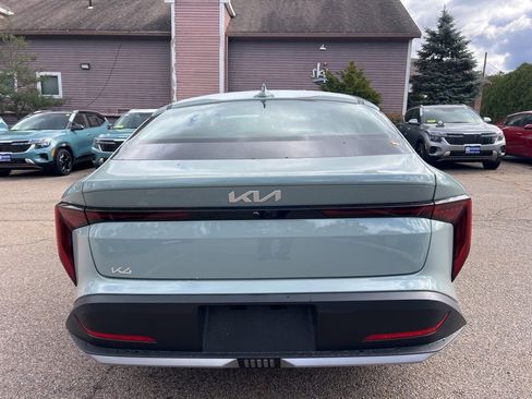 New 2025 Kia K4 LXS image 3