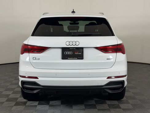 Certified 2025 Audi Q3 2.0T Premium w/ Convenience Package AWD/4WD image 10