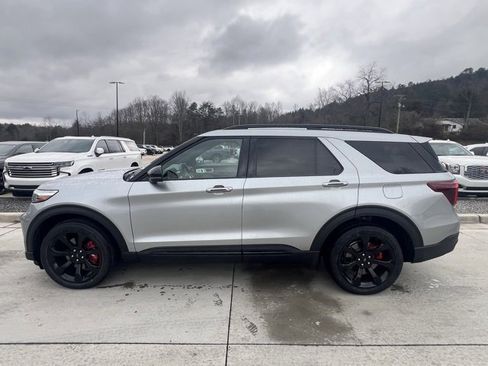 Used 2023 Ford Explorer ST w/ Equipment Group 401A image 6