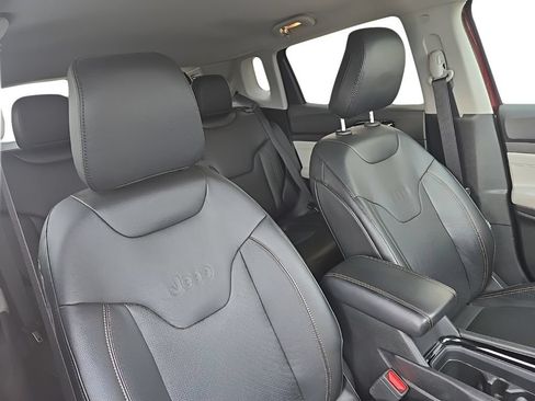 Used 2022 Jeep Compass Limited AWD/4WD image 18