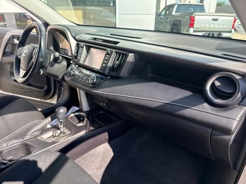 Used 2016 Toyota RAV4 XLE w/ Convenience Package AWD/4WD image 29
