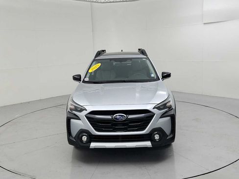 Certified 2025 Subaru Outback Limited w/ Popular Package #2 AWD/4WD image 3