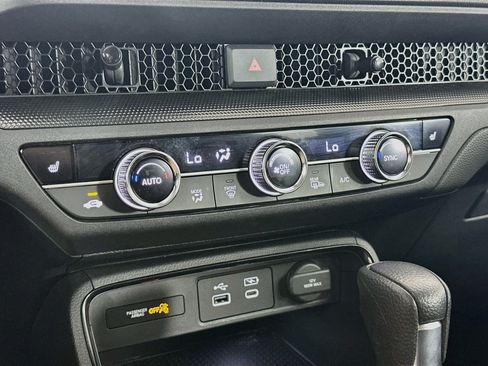Used 2025 Honda CR-V EX image 23
