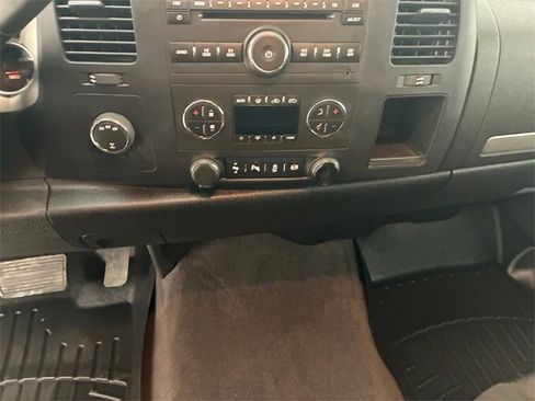 Used 2014 GMC Sierra 2500 SLE w/ SLE Preferred Package image 19