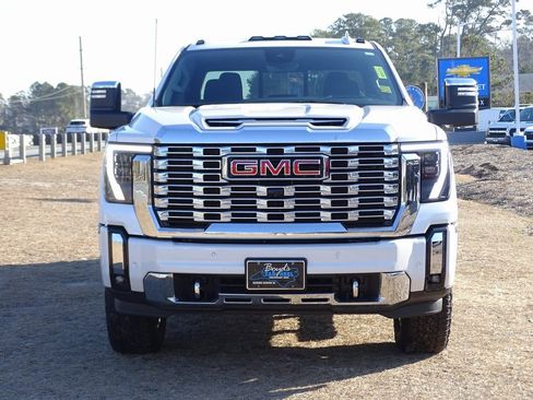 Used 2025 GMC Sierra 2500 Denali w/ Denali Reserve Package image 2