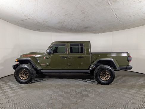 Used 2024 Jeep Gladiator Mojave image 3