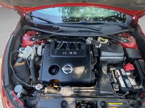 Used 2015 Nissan Altima 3.5 SL FWD image 28