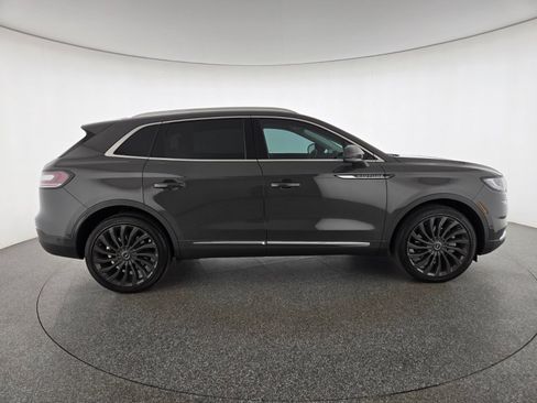 Used 2023 Lincoln Nautilus Black Label w/ Class II Trailer Tow Package AWD/4WD image 6