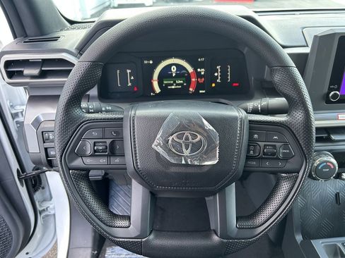 Used 2026 Toyota Tacoma SR5 image 14