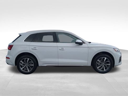 Used 2023 Audi Q5 2.0T Premium Plus w/ Premium Plus Package AWD/4WD image 2