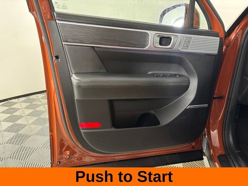 Used 2024 Hyundai Santa Fe Limited AWD/4WD image 10