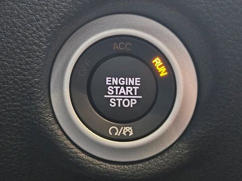 New 2026 Chrysler Pacifica Limited w/ S Appearance Package image 24