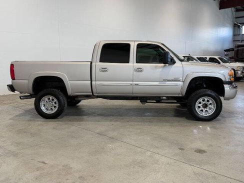 Used 2007 GMC Sierra 2500 SLT w/ Heavy-Duty Power Package AWD/4WD image 7