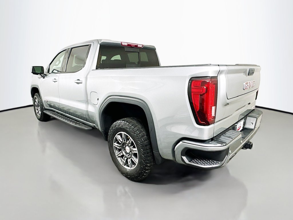 Used 2024 GMC Sierra 1500 AT4 w/ Technology Package AWD/4WD image 7