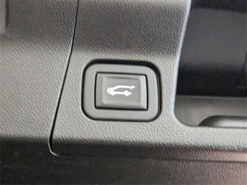 Used 2021 GMC Acadia SLT w/ Elevation Edition image 15