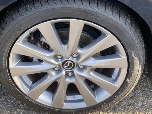 Used 2022 MAZDA MAZDA3 s image 25