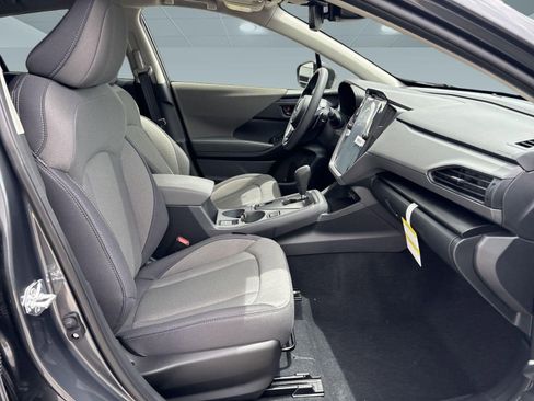 Used 2025 Subaru Crosstrek 2.0i Premium image 25