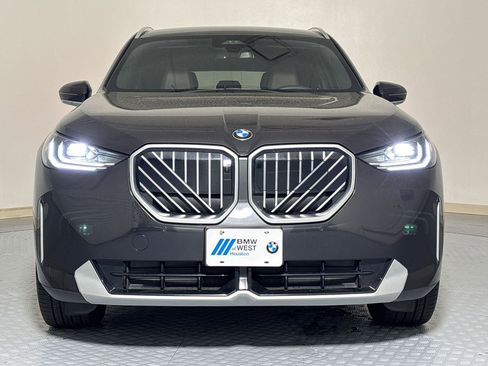 Certified 2025 BMW X3 xDrive30 w/ Premium Package AWD/4WD image 6