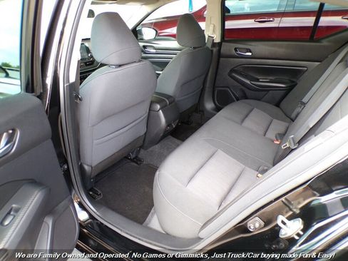Used 2020 Nissan Altima 2.5 S FWD image 18