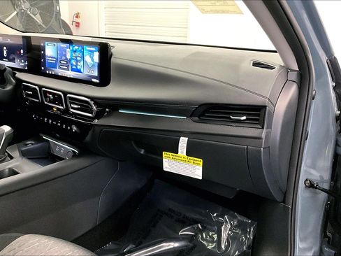 New 2026 Nissan Sentra SV w/ SV Convenience Package FWD image 63