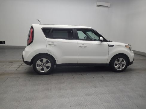 Used 2019 Kia Soul FWD image 10