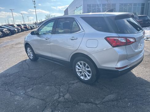 Used 2020 Chevrolet Equinox LT w/ Driver Convenience Package image 15
