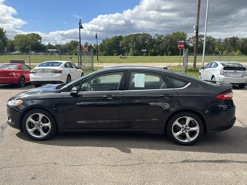 Used 2014 Ford Fusion SE FWD image 8