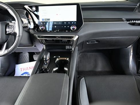 Used 2025 Lexus RX 350h image 8