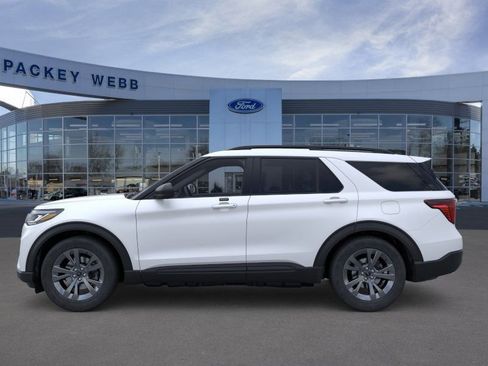 New 2026 Ford Explorer Active w/ Active Comfort Package AWD/4WD image 4