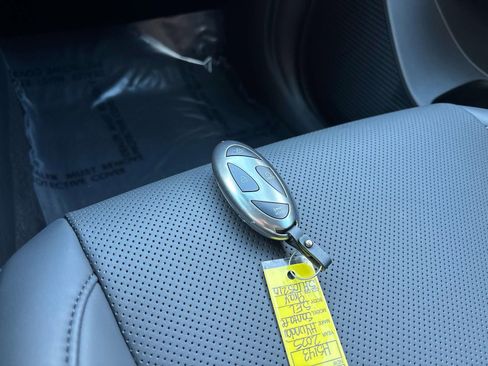 Certified 2025 Hyundai Santa Fe SEL image 28