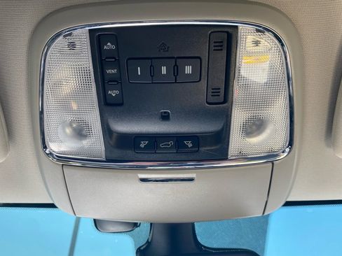 Used 2019 Dodge Durango Citadel w/ Technology Group image 22