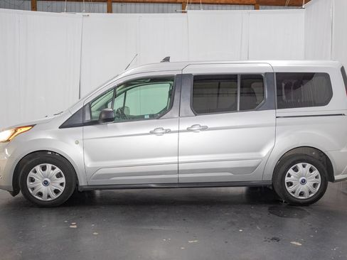 Used 2021 Ford Transit Connect XLT FWD image 5